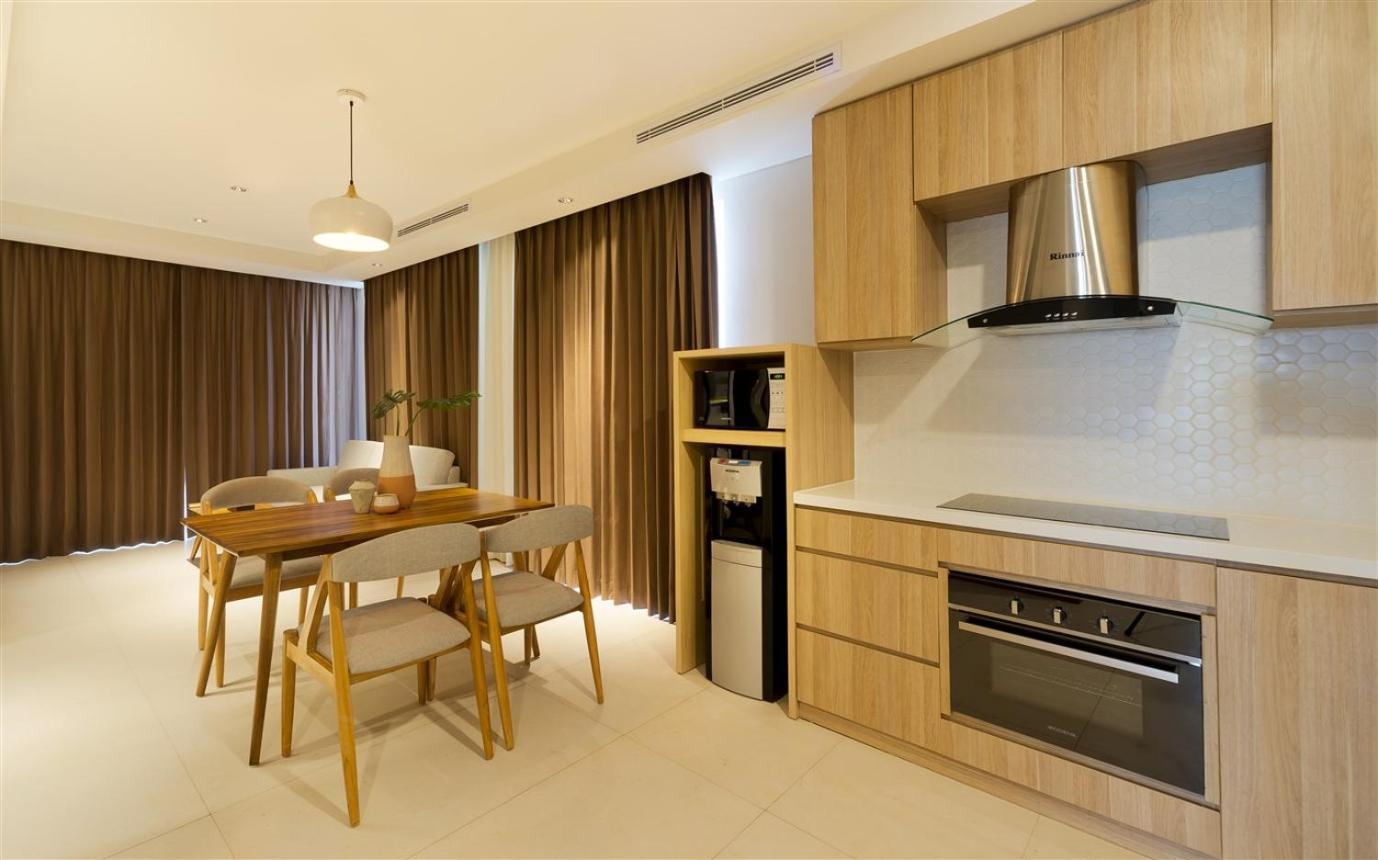 Aviary Bintaro Hotel Serpong Buitenkant foto
