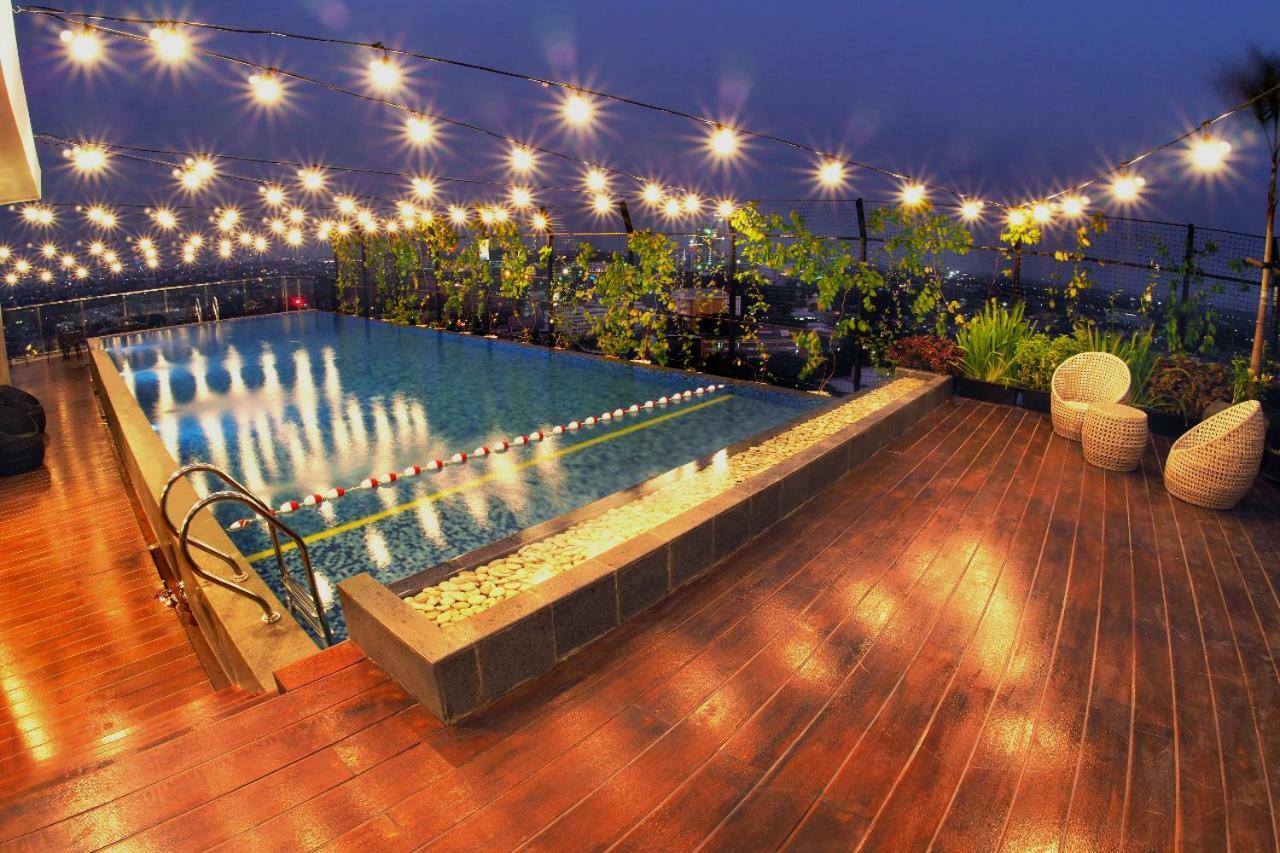 Aviary Bintaro Hotel Serpong Buitenkant foto